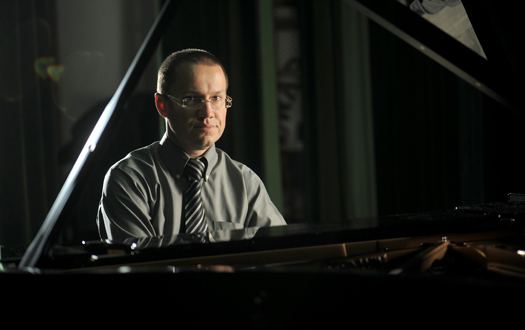 Saturday night join us for some killer fusion with the Bartosz Hadala Group!

Bartosz Hadala-piano
Marito Marques-drums
Luis Deniz-alto saxophone
Brad Cheeseman – bass guitar

Please see our website for COVID -19 protocols 
ow.ly/G89250C0iUL
#kwjazz