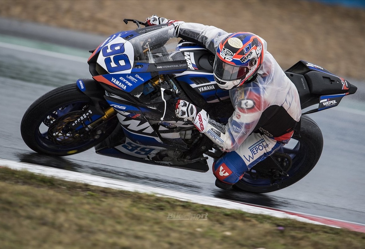 talesofaclubman's tweet photo. Current world supersport and ex grand prix rider @DannyWebb99 will be attending the @VisionTrackLive @MichaelLaverty academy next weekend. Danny has a wealth of experience that will assist Michael in selecting the new crop of British talent.
@BritishMiniBike https://t.co/UMuOyP7594