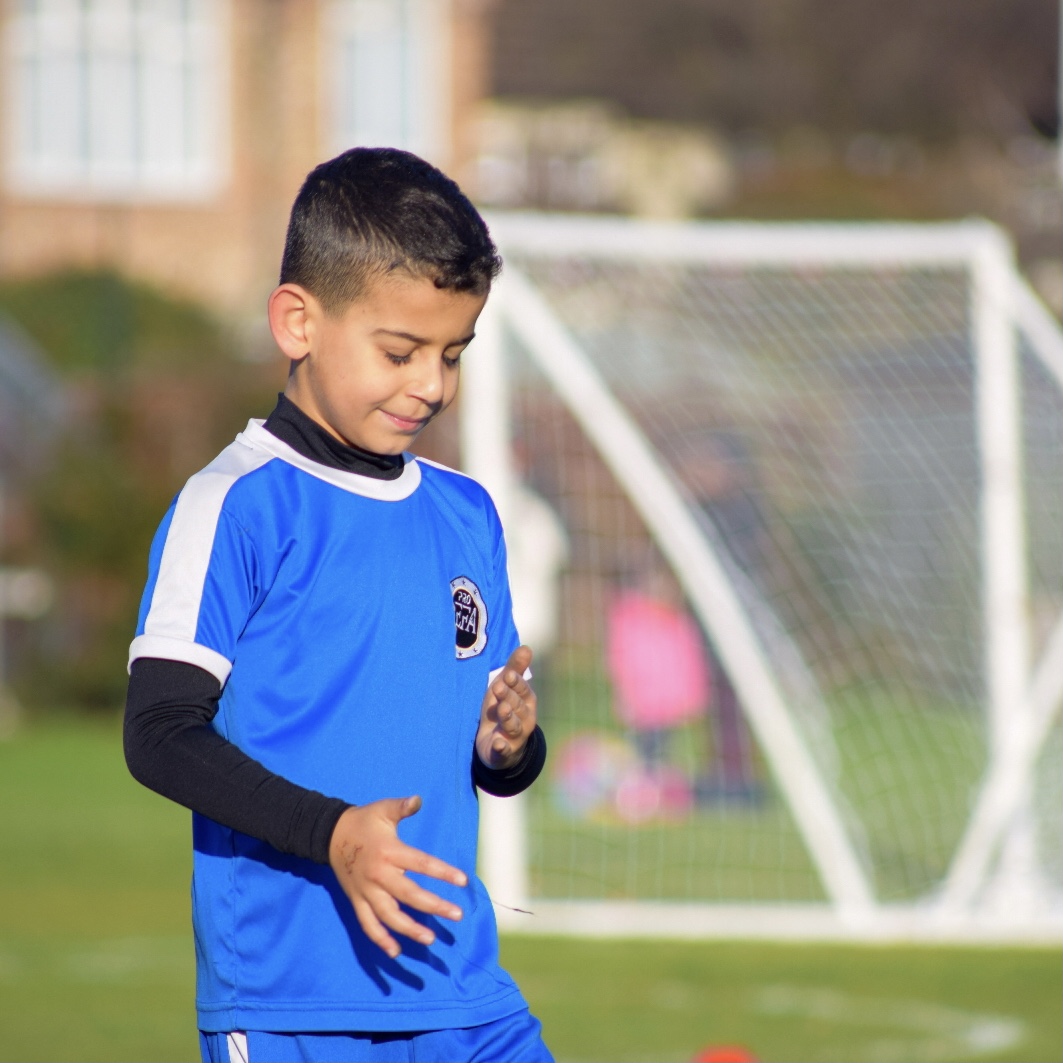 Bring on the weekend 🥳🤩 
​
Join in on the football fun, book your little one a free trial by using the link in our bio! 
​
​#proelitesworld