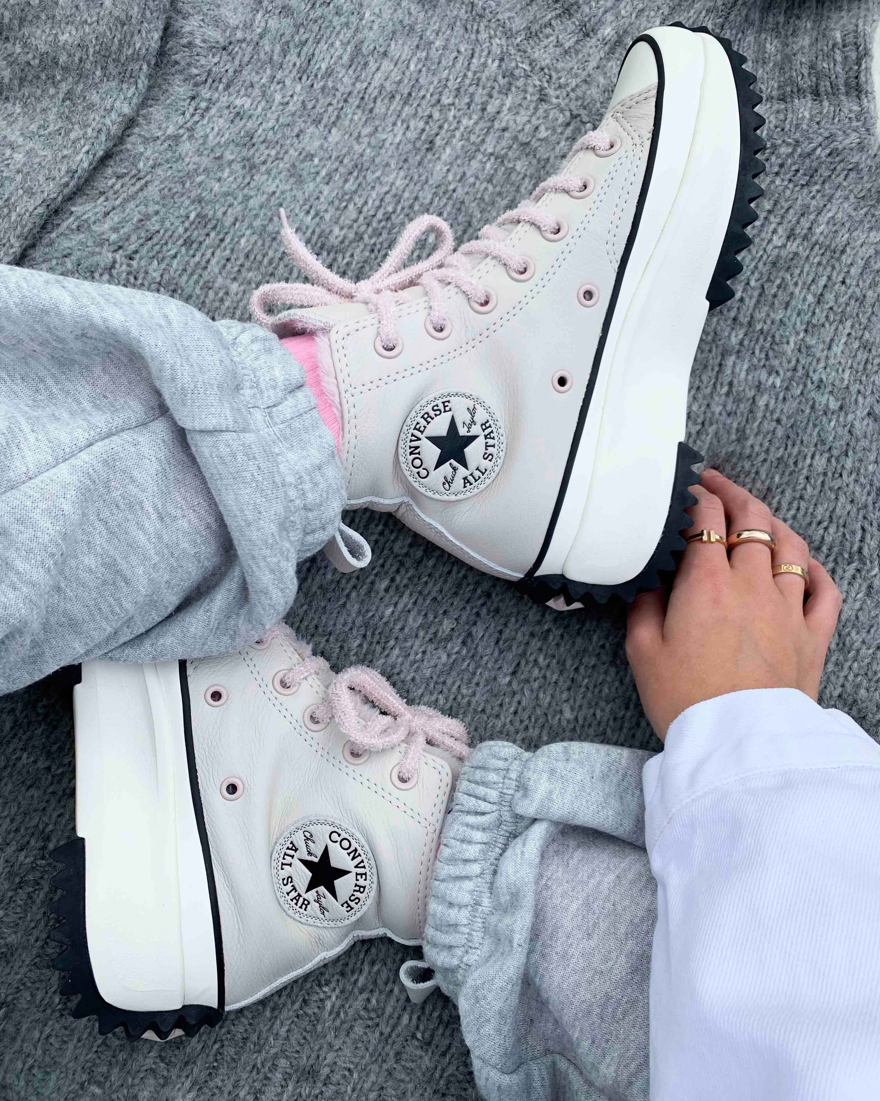 Faux fur outlet lined converse