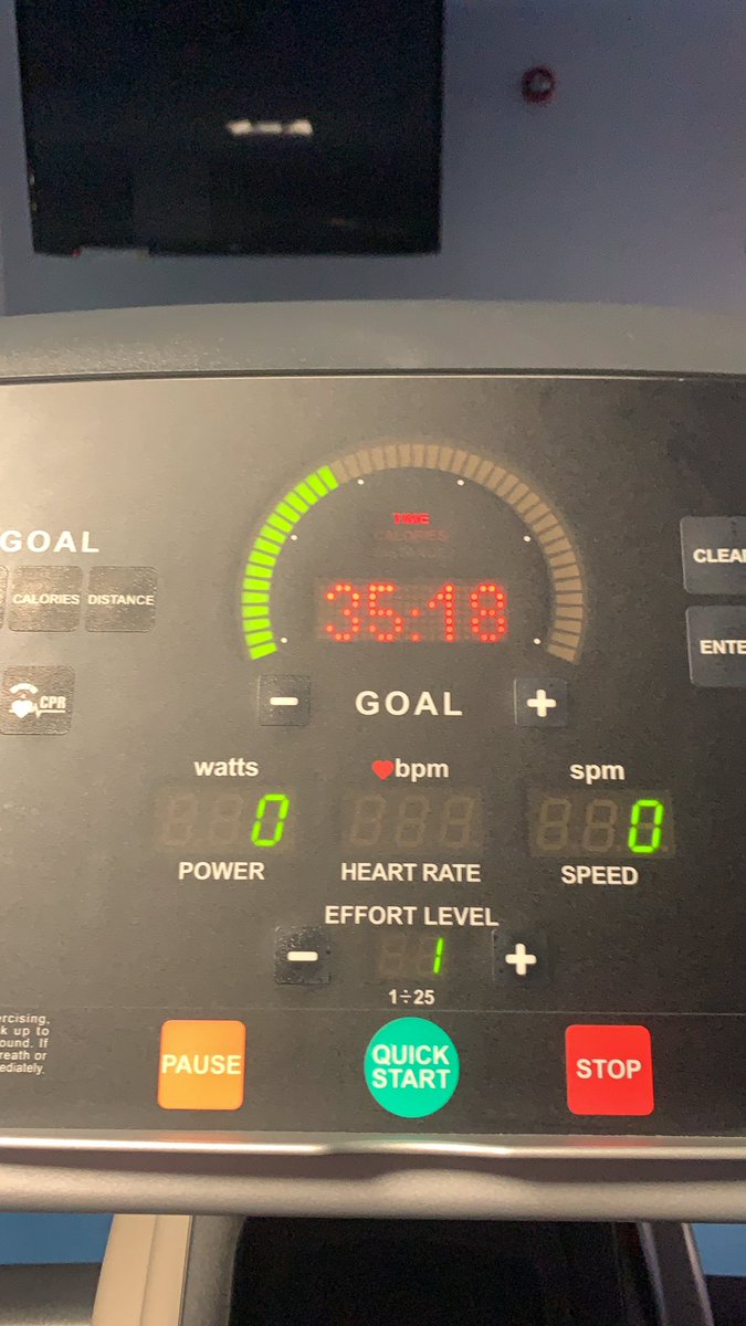 SarahWatson1979's tweet photo. So lovely to be back here @StaffSocialClub great way to wind down after a late shift #workout #backatthegym #active #OTatthegym https://t.co/He5snFT662