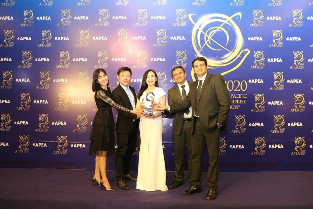 Concentrix's tweet photo. Congratulations to #Concentrix Vietnam on winning the Asia Pacific Enterprise Award for Corporate Excellence. We were recognized for demonstrating sustainable growth, responsible leadership and operational excellence. #DifferentByDesign ๐ https://t.co/qODQ1dLmTR