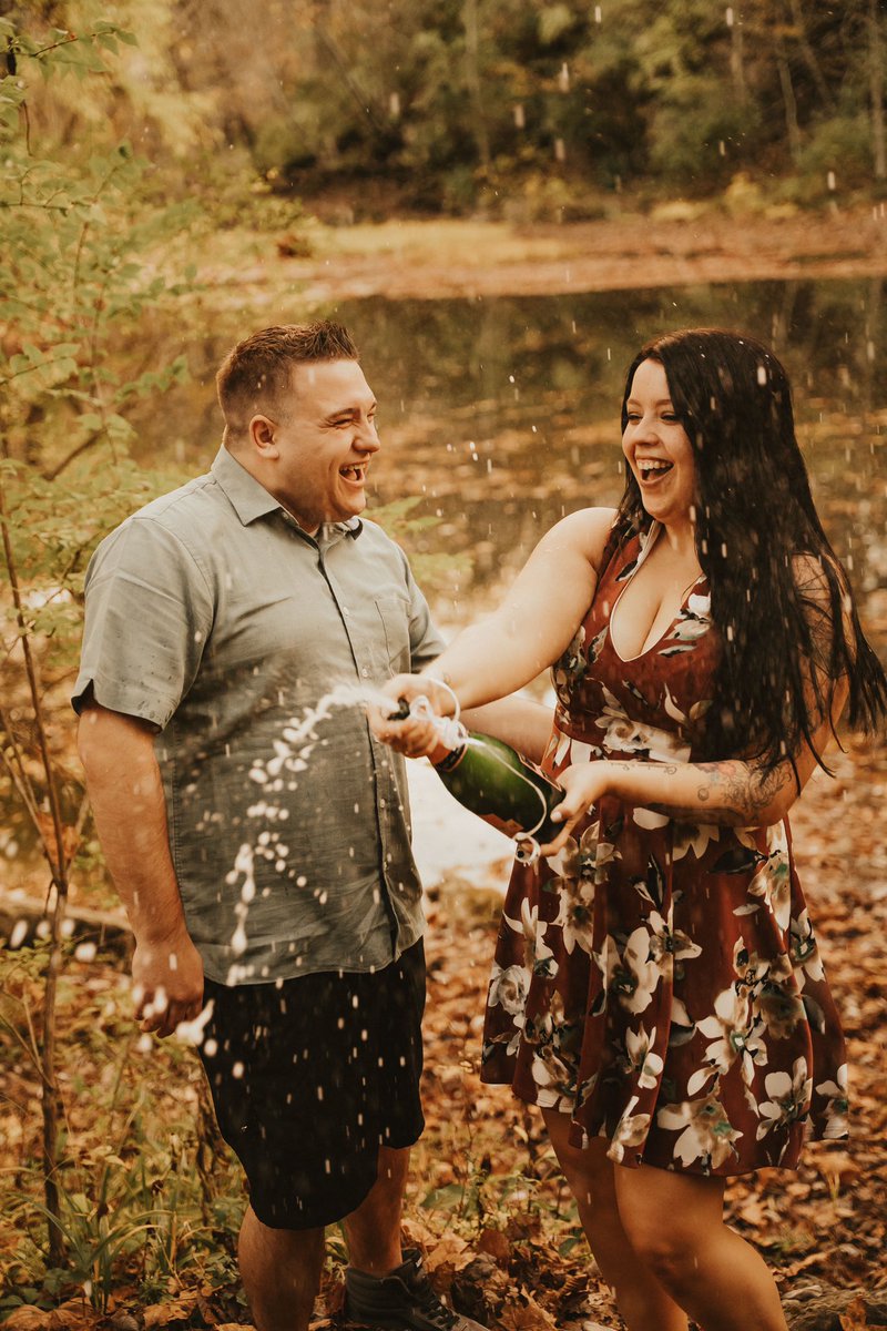 Autumnlisarice's tweet photo. Peep our engagement picture sneak peaks 😭🥰💍🖤 09.24.2021 https://t.co/19iTWvAngH