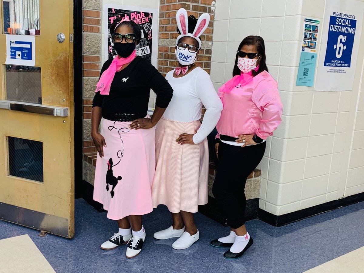 MrsDelaney101's tweet photo. Always a lady, but today I’m a “Pink Lady” for #BCMSThinkPinkWeek at @BearCreekMS! Our spirit for #BreastCancerAwarenessMonth is unmatched! Go pink or go home! 💗@BearCreek_PBIS @BCMSCheer_Dance https://t.co/BUGfOg36kv