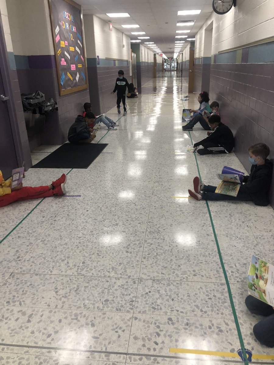 Using our bathroom break to get some silent reading time in! #MultiTasking #SocialDistanced #SecondGrade <a href="/FR_Firebirds/">French Run</a>