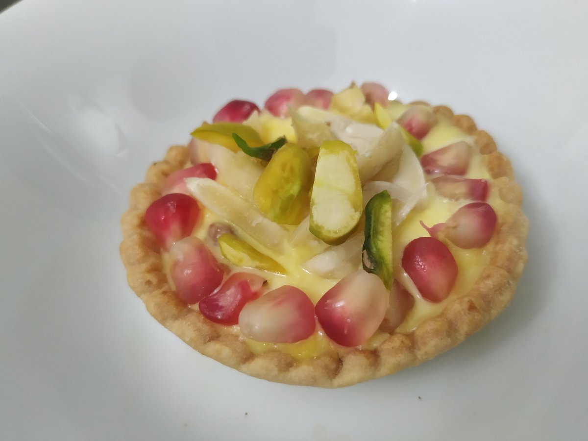 cookwithvidhi's tweet image. Yet another sweet "Rabdi Cup" to enjoy to start of festive seasons. 

Stay tuned for my Desserts Series coming soon on youtube with all these recipes.
youtube.com/c/CookWithVidhi

#sweets #rabdi #baked #bakedsweets #bakeddesserts #cookwithvidhi #indiansweets #Diwali2020 #Celebration