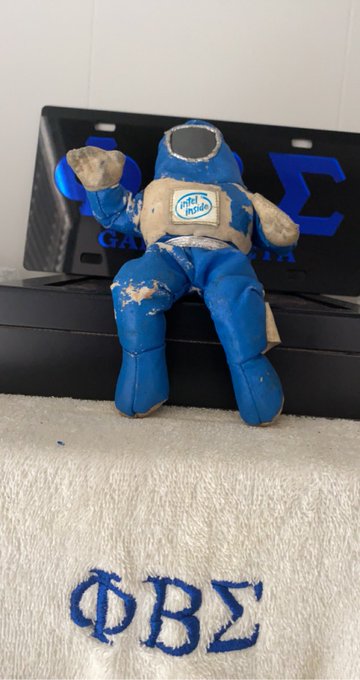 Aye big bro @AESOP2 remember this guy? I still have him. This is History https://t.co/dg3FUyayyJ<a class="tags" target="_blank" title="On Twitter" href="/?out=eyJ0eXAiOiJKV1QiLCJhbGciOiJIUzUxMiJ9.eyJpYXQiOjE3MjY3MzM2MzQsImlzcyI6InR3cG9ybnN0YXJzLmNvbSIsIm5iZiI6MTcyNjczMzYzNCwiZXhwIjoxNzU4MjY5NjM0LCJyZWRpcmVjdF91cmwiOiJodHRwczovL3R3aXR0ZXIuY29tL0FFU09QMiJ9.9xu_xnQg8N7-Zg7Wyj37NR9YTn7OTsy0noyV338vwBOkeb-FT0CQEvC0FgTKWUJt6k0S7EYs60qH9OgXQsS3fw">@AESOP2</a>