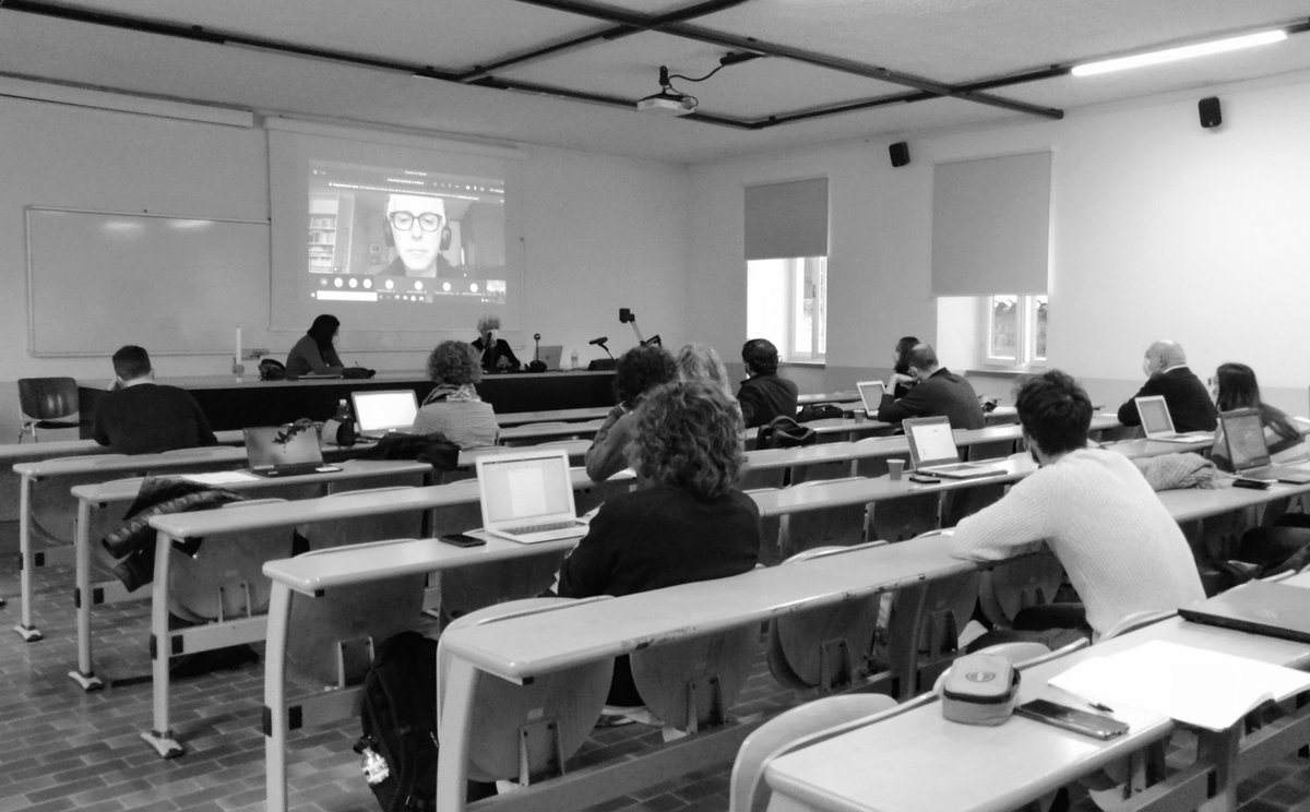 Today we talked about #Anthropocene, #Hyper-places and #Covid19 w/ the students of the Master Degree in #Geourbanistica.
Special guest: @MichelLussault 🌍 
@EcoleUrbaine <a href="/UniBergamo/">UniBg</a>