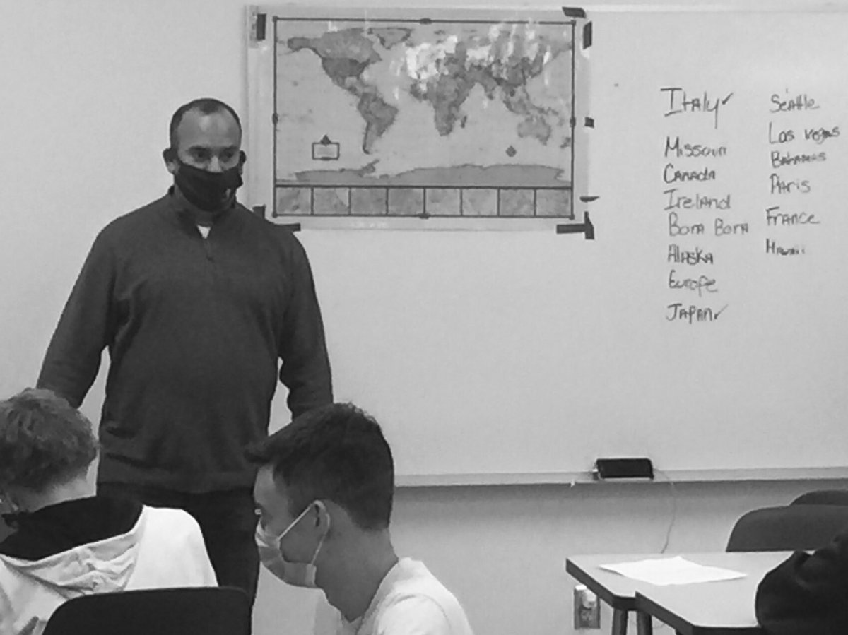 DrJeremyGlenn's tweet photo. We are grateful for all of the dedicated individuals in our community who have stepped up to help substitute teach in GISD! If you are interested in helping checkout @granburyisd for more information! 💜#PirateNation #ThankASub https://t.co/ITLZ1PsNTL