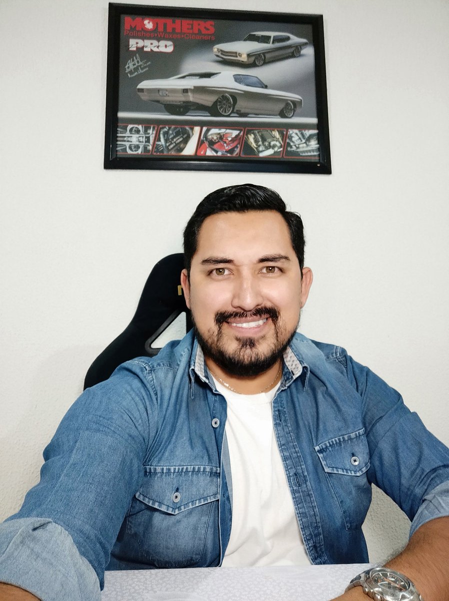 Arabe_Mendoza's tweet photo. Preparando cosas  muy pero muy chidas con @DPCMex, @AMMotorsportMX y @CrossWheels 😎🤙🏼 #FelizViernes

#DetailingPerformanceCenter #AMMotorsport #CrossWheels
#DPCMX #Queretaro https://t.co/oTfxHuvIQS