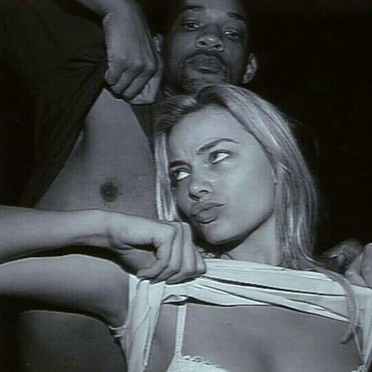 shotsinworld's tweet photo. will smith X margot robbie https://t.co/IAyY7GjlI0