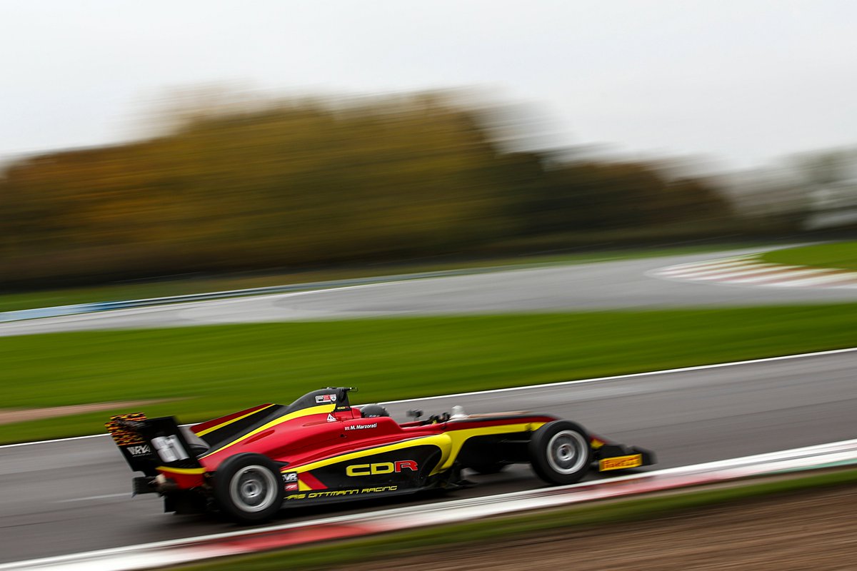 's tweet image. This way to the weekend! ➡️

Two hectic days of @BRDCBritishF3 &amp;amp; @F3Cup testing come to a close at @DoningtonParkUK... ✅

Just the small business of qualifying and racing to crack on with tomorrow! 💪💯

See you in the morning! ☕️

#CDR | #BritishF3 | #F3Cup