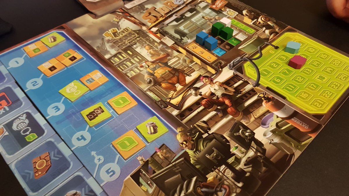 Sibi30015224's tweet photo. Ein tolles Spiel auf dem Tisch und dazu das #ChatDuell in der Brettspiel Edition gucken. Was ein toller Abend 💙🙂 Danke an die #SPIELdigital für diesen mega guten, unterhaltsamen Content! 🥰 Ihr seid der Wahnsinn @Krimimaster, @nordsprech & Co! #Otys #boardgames #spiel2020 https://t.co/K1ZYzM8AdY