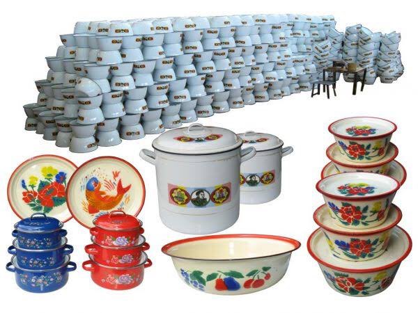 In the 1960s and 70s, Nigeria was the biggest overseas market for Chinese enamel products from Hong Kong.