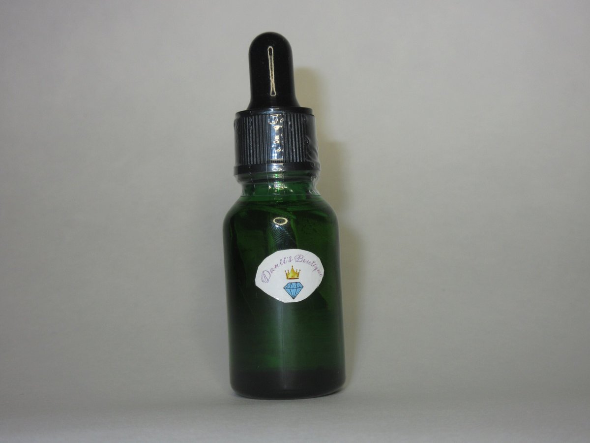 daniibooo143's tweet image. Introducing  Danii’s Boutique Money Oil🤑 Click the Link to learn more on how to increase your income with money oil💕PLEASE RT‼️
#moneyoil #BlackOwnedBusiness 
daniisboutique.com