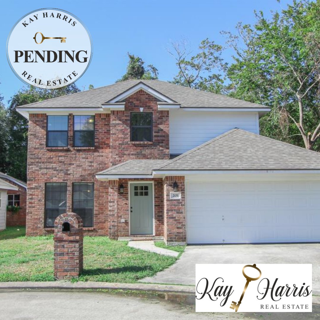 KayHarris4360's tweet image. This home is now #pendingstatus ! Multiple offers received and couldn't be happier for my client! We are looking forward to closing this one soon! For more information call (713) 598-6655.

#kayharris #houstonrealtor #houstonrealestate #houston #realestate #houstonhomes #realtor