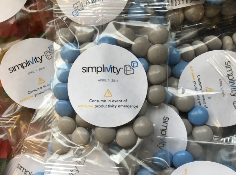 jvinaymohan's tweet image. Seeing lot of friends post some good memories at #simplivity recently. Look what I found. Who remembers this?  Great team and so many cool memories