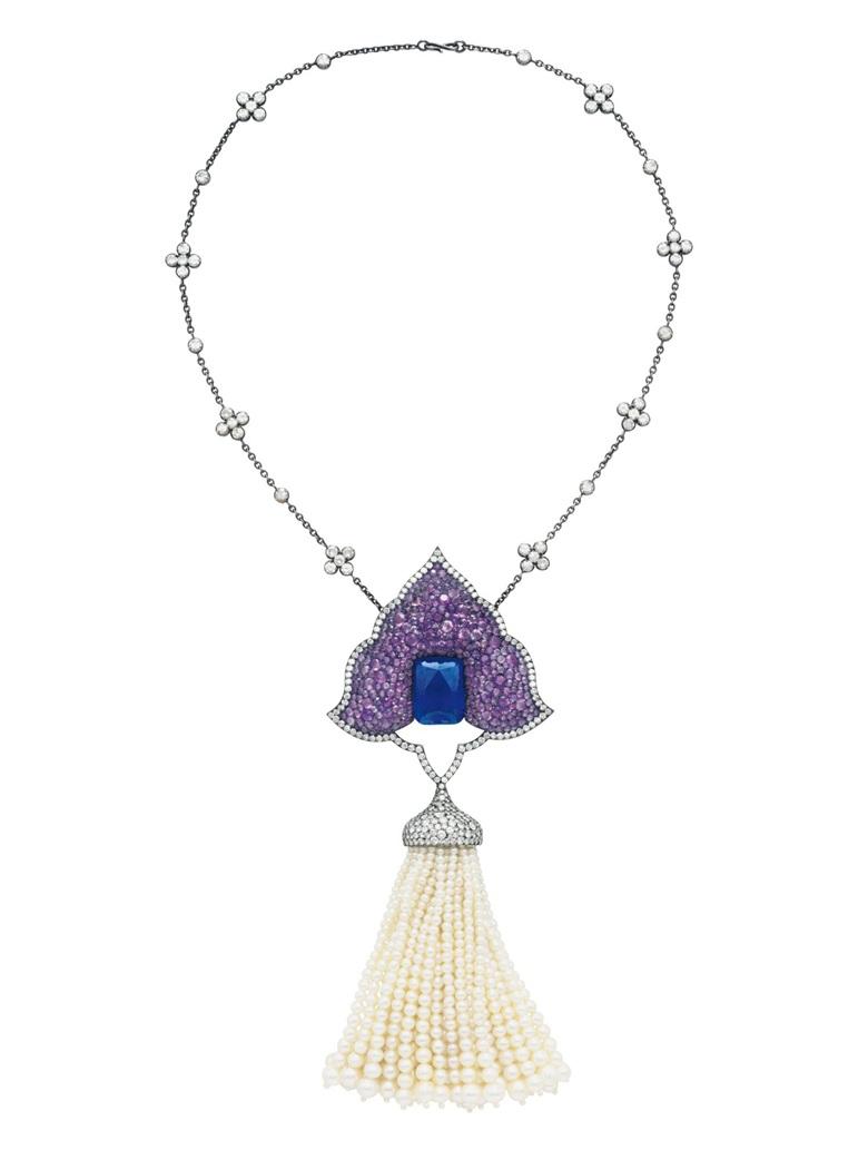 A necklace from JAR, probably sapphires in the lavender surround, not sure what the blue stone is. Could be high-quality lapis, you never know with JAR.