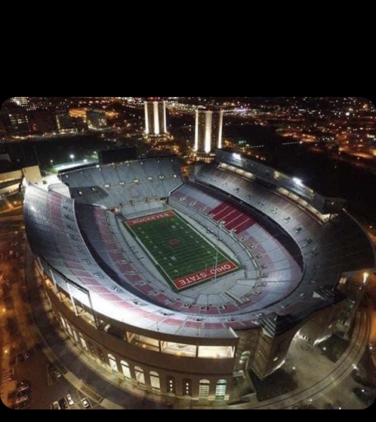 TheOHIOPod's tweet photo. The calm before the storm #GoBucks #Fight #Buckeyes #BuckeyeNation #OhioState https://t.co/OCA67loq33