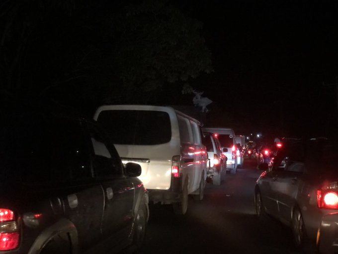 #TráficoSV | Se reporta tráfico lento de Santa Ana a Chalchuapa, debido a un accidente que ha dejado a una persona fallecida y una lesionada.
#ITVX https://t.co/Vbd4XFr4qY