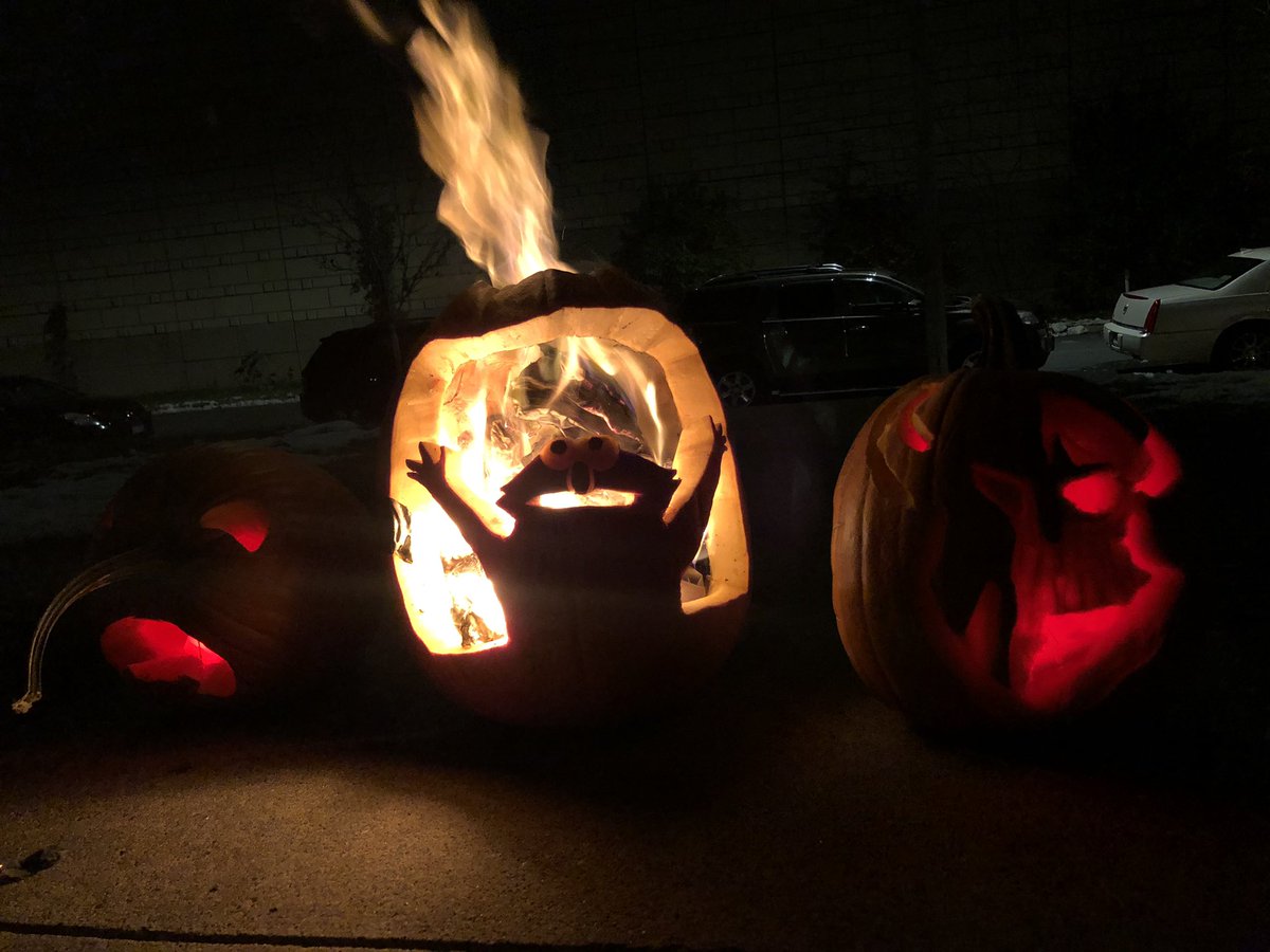 Shout out to my pumpkin pals  @amd_X23  @khollis201