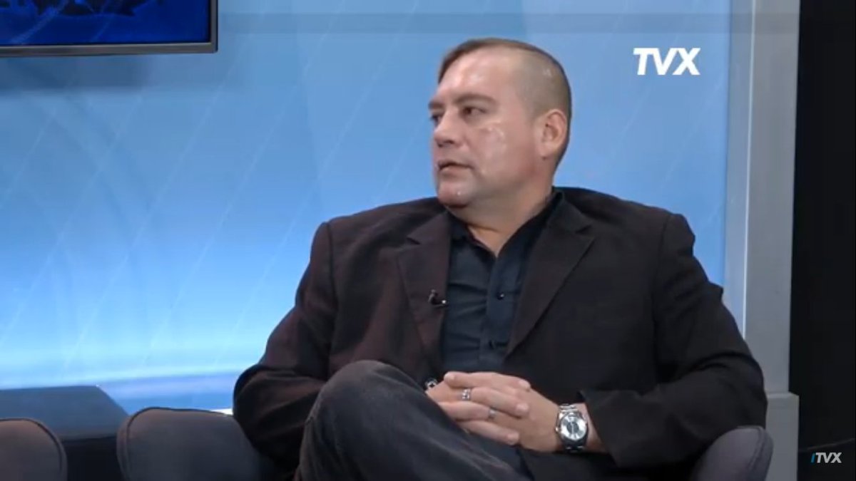 #RadarElectoral | "Aquí se confunde a la gente, la reelección presidencial no esta prohibida en el país, lo que es prohibido es la reelección inmediata": @AldoAlvarezCD, secretario nacional de comunicaciones del @CD_ESA.
@canalTVX | #ITVX https://t.co/ueibseTzPh