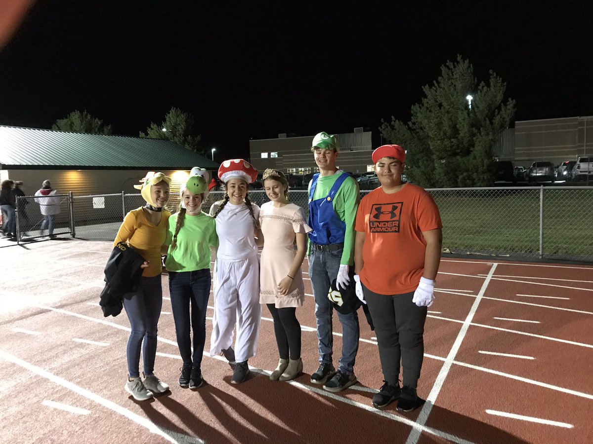 EVGVikingBand's tweet photo. These “characters”were super tonight in a very entertaining halftime show put on by the EVG Marching Band. Thanks to all of you  for the great work and dedication to our group! https://t.co/mzdahsrLgj