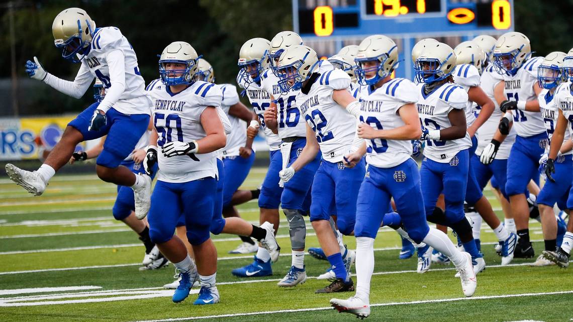 Friday night lost: Two Lexington football games postponed after COVID-19 positive https://t.co/mzeyxHo53F https://t.co/TdaIe5wQXl