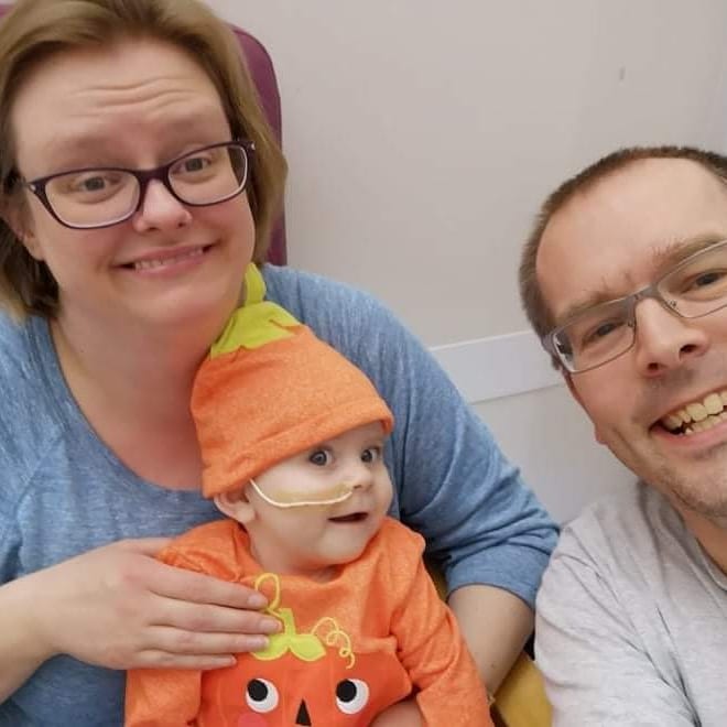 MajellaSpang's tweet photo. @janbartspang cutest pumpkin ever   
#dilatedcardiomyopathy #gonetoosoon #heartbaby #heartbroken #amazingalice https://t.co/vssUnCutWh