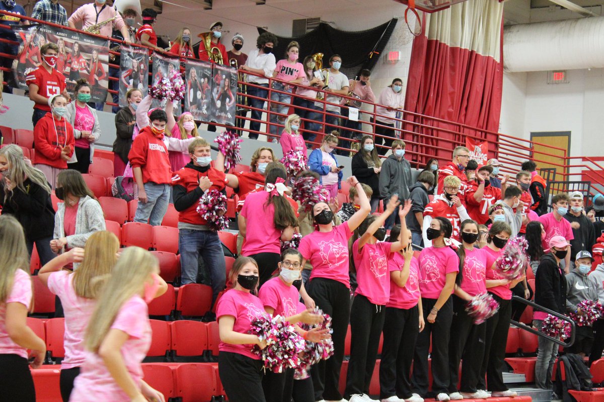 ACHSStuCoKS's tweet photo. Spirit week day five pink out. Juniors won the spirit week. Let’s all get ready to support our boys tonight! https://t.co/A950vJraoH