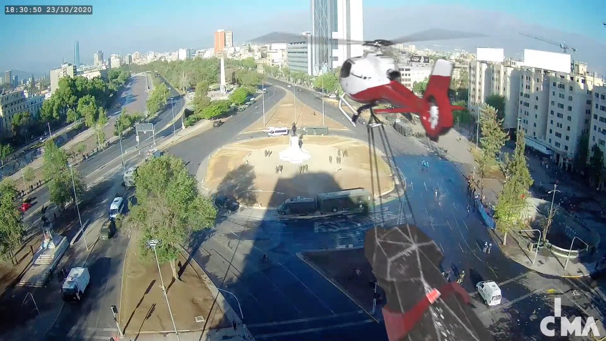 galeriacima's tweet image. Momento Exacto | Intervención digital sobre #PlazaDignidad #matapacos 
youtu.be/hXmr9JeBlw4