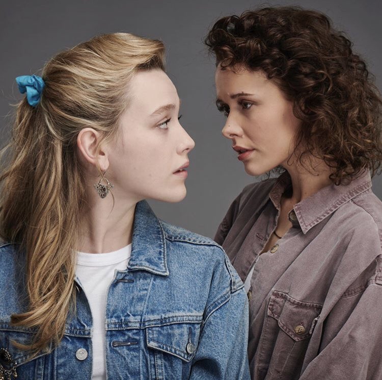 graciesnydz's tweet photo. I fell in love with victoria pendretti in “you” and now she’s playing a LESBIAN ASS WOMAN in haunting of bly manor. my poor gay heart 🥺 https://t.co/GCAaCgWotE