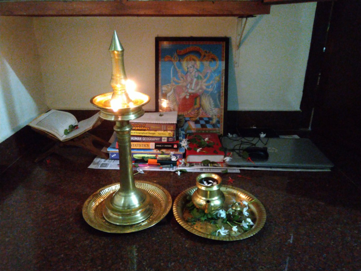 Chippy_P's tweet photo. #DurgaPuja2020 https://t.co/Q2XHKgECwr