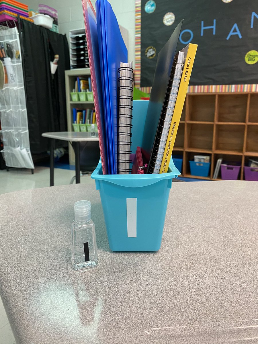 Mrs_DMatheny's tweet photo. Classroom sneak peak! Can’t wait to finally see my students next week! @OESrockSTARS @FCPSchoolsTN https://t.co/HmGYrGjjFh