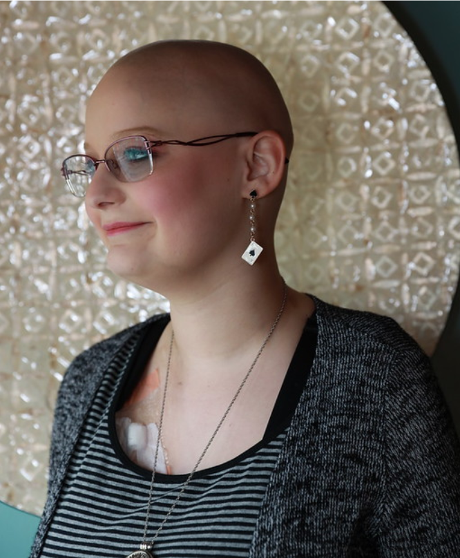 SoundersFC's tweet photo. Meet Roberta from @seattlechildren’s, our Honorary Team Captain for #SEAvPOR!
Diagnosed with Osteosarcoma, Roberta has endured many weeks of chemo and surgeries. Still, Roberta is bringing awareness to childhood cancer!
#SeattleChildren
#KickChildhoodCancer
#AustenEverettFdn https://t.co/WqmbQqafln