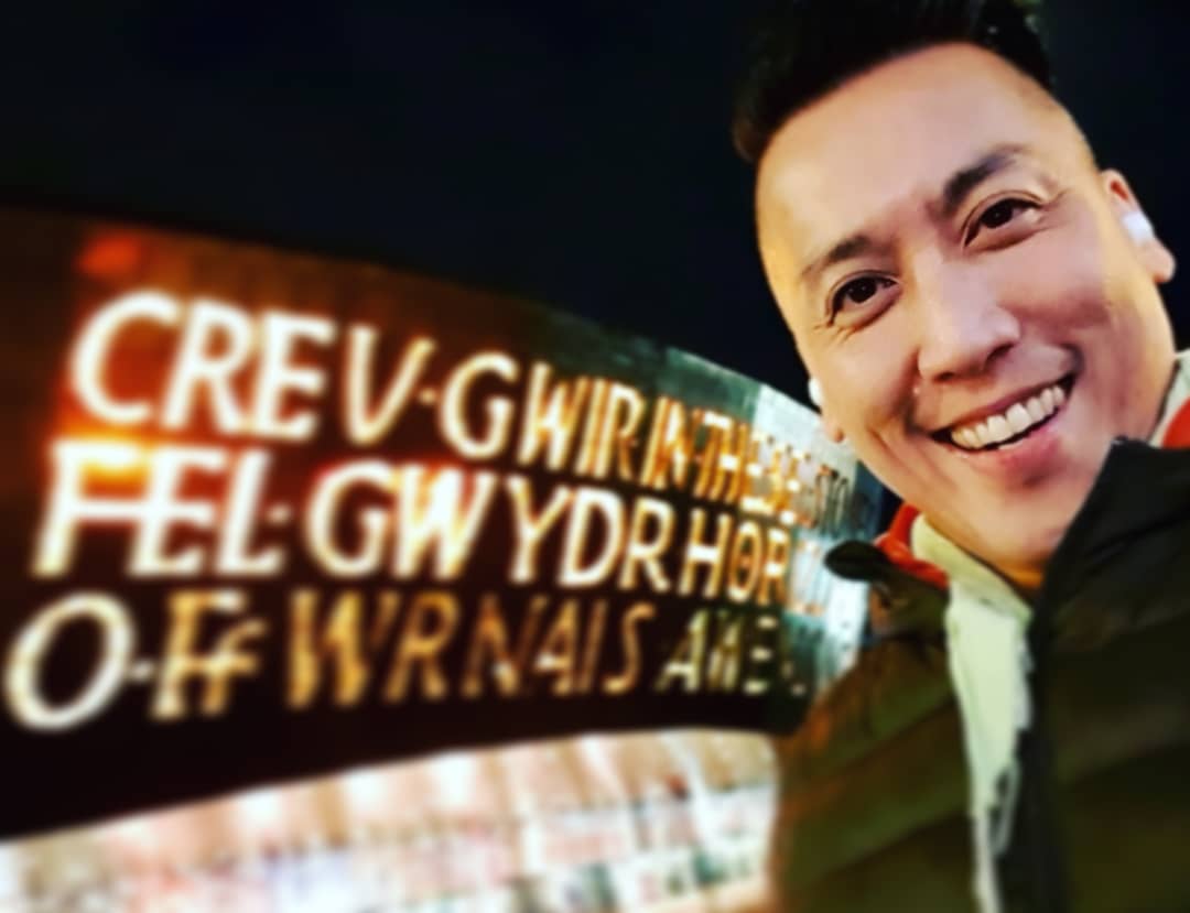 Stay safe and stay strong my mates in Wales! #wales #lockdown #firebreak #firebreaklockdown #covid #bestofbritish #british #travel #traveler #travelphotography #actor #actorslife #workingactor #uktour #selfie #walesmilleniumcentre #cardiff #cardiffbay #tier3 #welsh https://t.co/hdomfWc3Fi