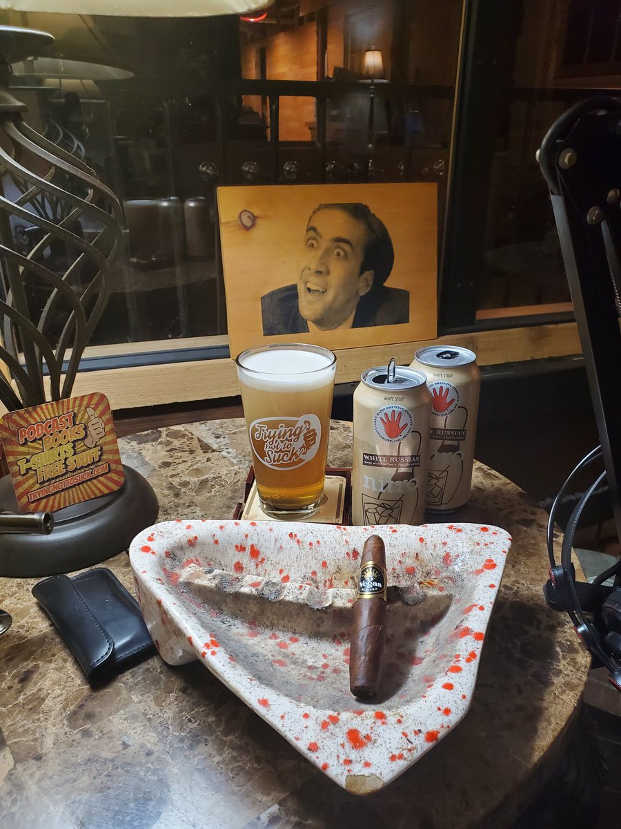 TheBeilski's tweet photo. Totally stoked about tonight's libation it is the @LeftHandBrewing White Russian Stout Nitro how's this one @brewfontaine we are pairing it with the 5 Vegas Series A #drinksomething #cigars #WatashTray #podcast #tryingnottosuck https://t.co/8HCoYiyOC6