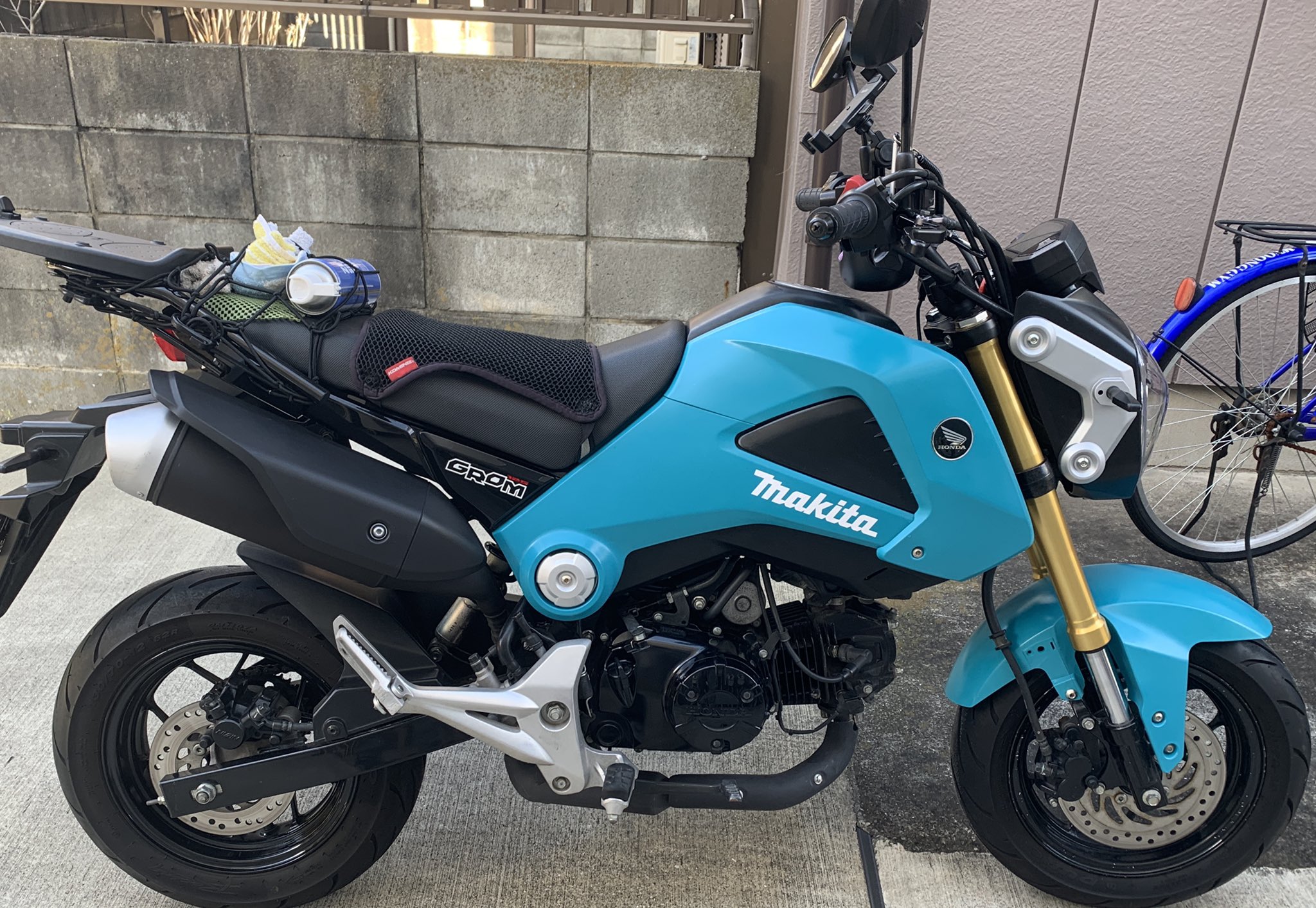 Okn Grom シャトル マキタ風ステッカーチューン完了 グロムは完全に理想系となったからお腹いっぱい T Co Wsokk0cc2r Twitter