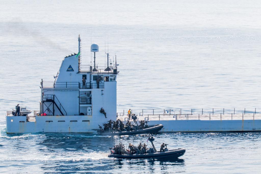 USNavy's tweet photo. @USNavy photos of the day: @15thMEUOfficial VBSS training, #USSNimitz flight operations, #NMCB133 Seabees, U.S. Marines and Spanish marines conduct training during Operation Lisa Azul and #USSHenryMJackson receives a payload at sea. ⬇️info & download ⬇️: https://t.co/huvMeVCjTw https://t.co/DV558sTmXT
