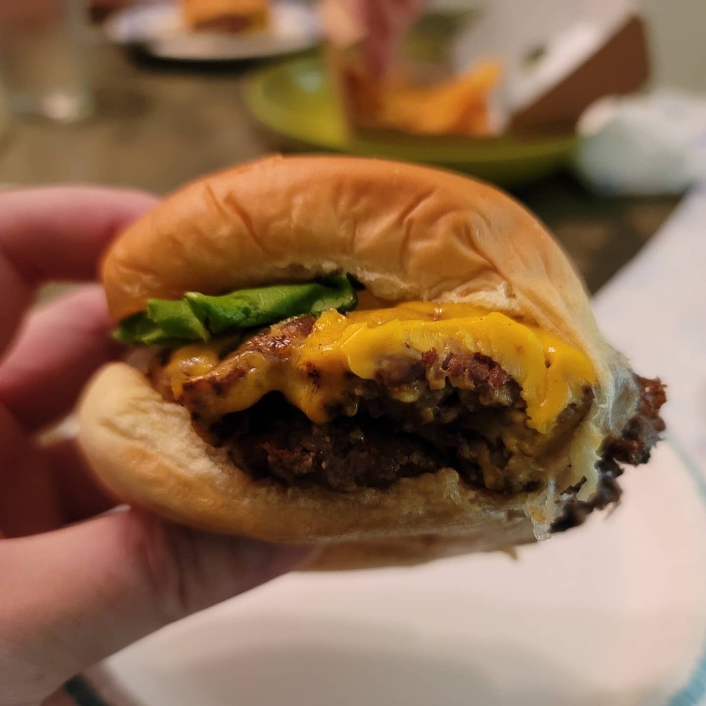 grant_likes's tweet photo. #ShackShake, I missed you! Takeout not quite the same, but still 😋
📷: #GalaxyNote20Ultra https://t.co/hy1dxzRVT1 https://t.co/tSGsxUUkDG