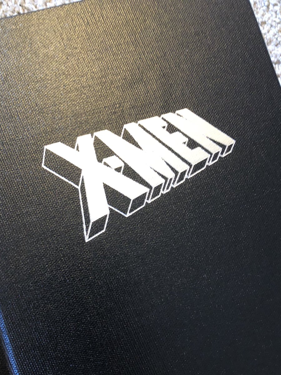 X-Men 120-143, plus extras.