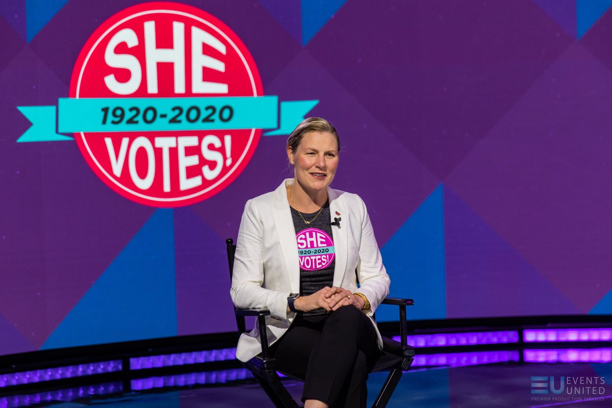 EventsUnited's tweet photo. Can’t do your luncheon in person? Do it virtually! That was the @NHWomensFndn's solution. Yesterday we produced their powerful annual luncheon at @StudioLabNH with special guest @HillaryClinton!
📸: @thomasonlauren_ https://t.co/eCsZ2UvAxJ