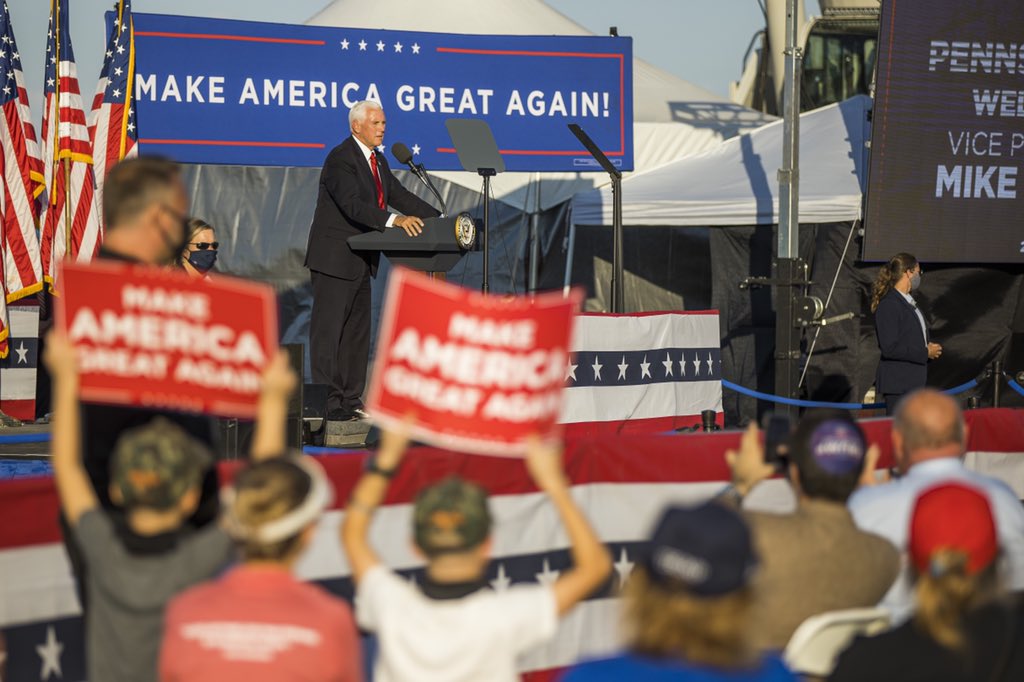 Mike_Pence's tweet photo. Over the last three and a half years, President @realDonaldTrump UNLEASHED American energy! Under this President, we’re NEVER going to ban fracking and we’re going to have energy independence for generations to come! https://t.co/8nTUJDXUVr