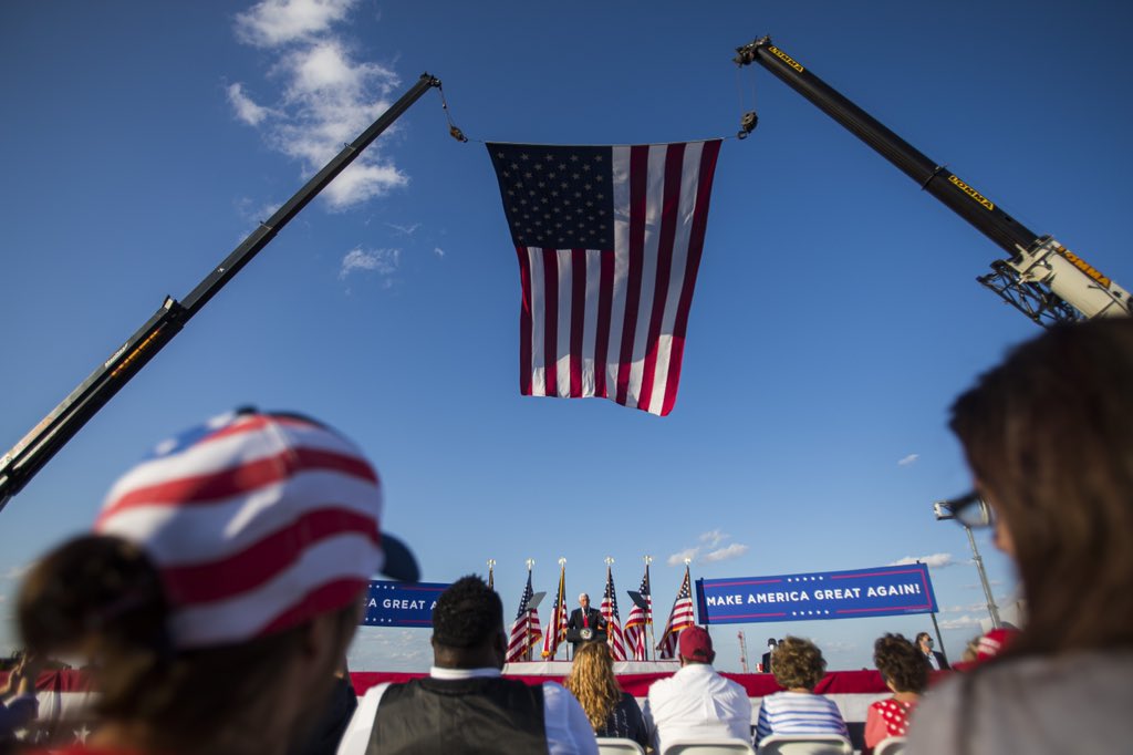 Mike_Pence's tweet photo. Over the last three and a half years, President @realDonaldTrump UNLEASHED American energy! Under this President, we’re NEVER going to ban fracking and we’re going to have energy independence for generations to come! https://t.co/8nTUJDXUVr