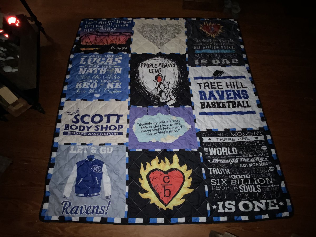 rashelle_wilcox's tweet photo. Shoutout to my girl @Kelly_Ingle for this amazing #OneTreeHill blanket as an early birthday present, if I can’t snuggle with you, I guess this blanket and my #LucasScott shirt will suffice 😘 (you’re the #BDavis @SophiaBush to my #PSawyer @HilarieBurton) #ClothesOversBros https://t.co/SIhbqdZvnk