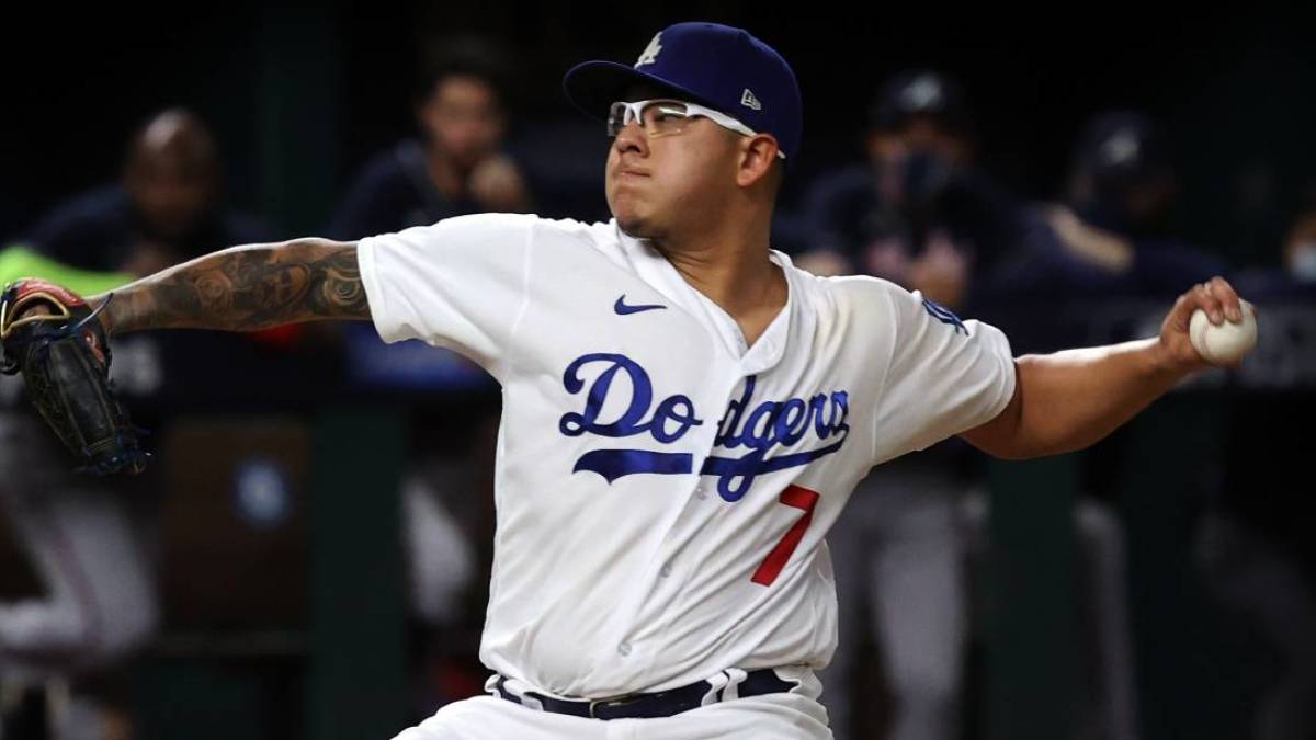 TUDNMEX's tweet photo. ⚾ Lo harás muy bien 

🔥 Julio Urías saldrá con confianza en el juego cuatro de la Serie Mundial 

😎 Está respaldado https://t.co/HftkAnkMwx 

#TuMLB | #LosDodgers | #LA https://t.co/prxii1hqu9