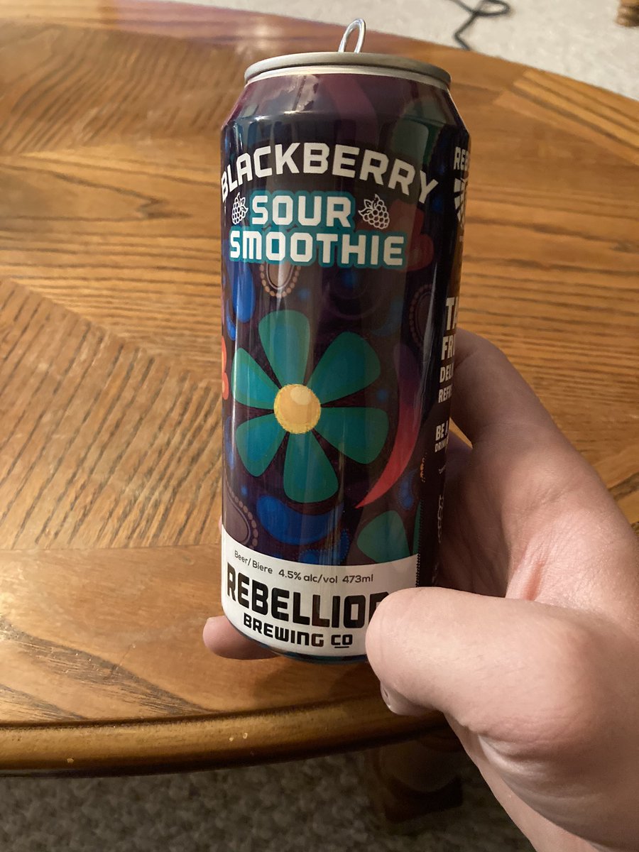 JonWar76's tweet photo. First time trying the Blackberry Sour Smoothie Rebellion. Unbelievably good! @RebBrewRegina https://t.co/Fi77TUukmQ