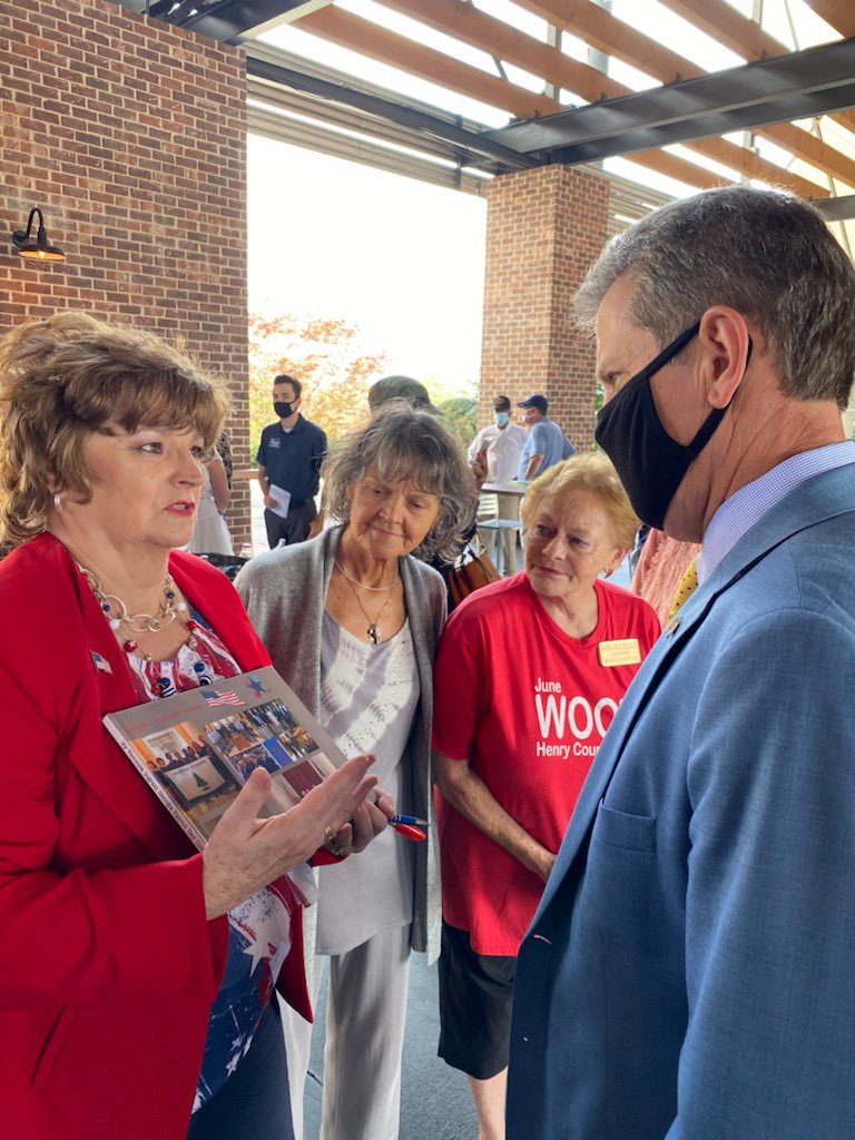 dalerutledge's tweet image. Enjoyed time spent with Governor Brian Kemp! Thank you Governor Kemp for your continuous efforts on stopping the spread of COVID-19 and reopening our economy! #2020election #gapol