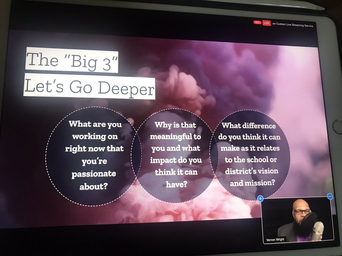 cmccormick21's tweet photo. Great conference session today at #FallCUE20 “authentic connections=influence” Thank you! @thewrightleader #bebrave #gcc_charters #ignitepositivechange https://t.co/zTiS0UvBbn