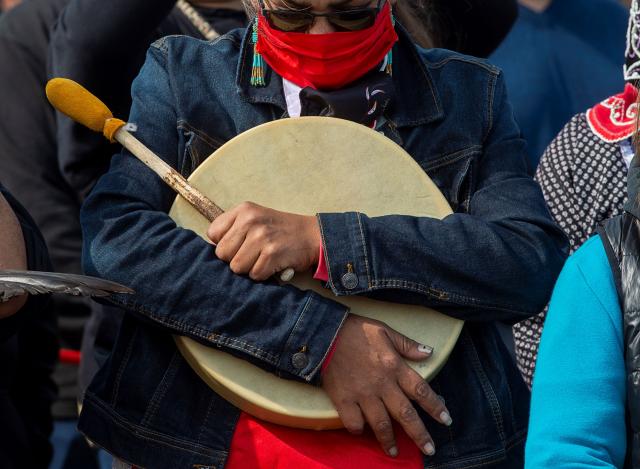 The <a href="/UnitedChurchCda/">United Church Canada</a>  supports #mikmaq #treatyrights 

united-church.ca/news/united-ch…

#mikmaqstrong #indigenouslivesmatter #indigenousjustice #Treaty1752

📷 <a href="/CanadianPress/">The Canadian Press</a>
